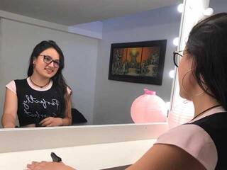 Erotikus videocsevegés roxy-tin