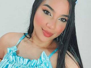 Erotikus videocsevegés Roxyswt