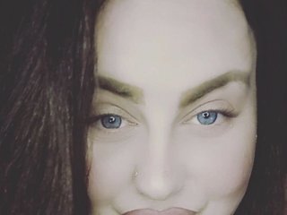 Erotikus videocsevegés Ruby-Lorrie