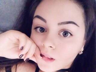 Erotikus videocsevegés SabinaRoseee