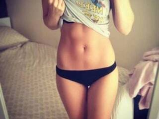 Erotikus videocsevegés Safina-Sweet