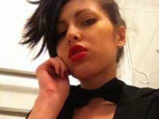 Erotikus videocsevegés saharosa