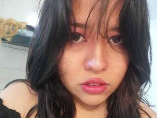 Erotikus videocsevegés sakichan2003