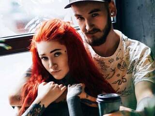 Erotikus videocsevegés Sakurakiraa