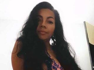 Erotikus videocsevegés Salome-honey9