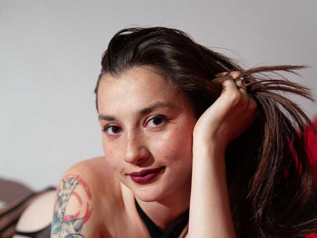 A profil fényképe Saloreya