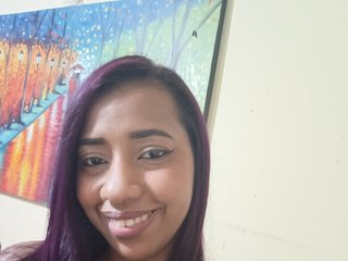 Erotikus videocsevegés Samantha-kaneg