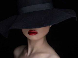 Erotikus videocsevegés Samantha-Velez