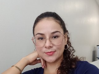 Erotikus videocsevegés SamanthaGomes