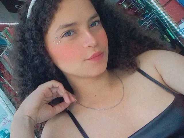 A profil fényképe samanthahot251