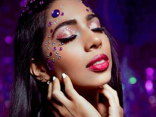 Erotikus videocsevegés SamyAldana