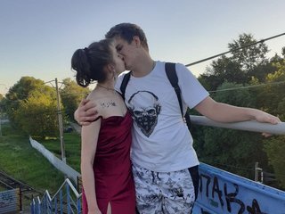 Erotikus videocsevegés SanctaLuna13