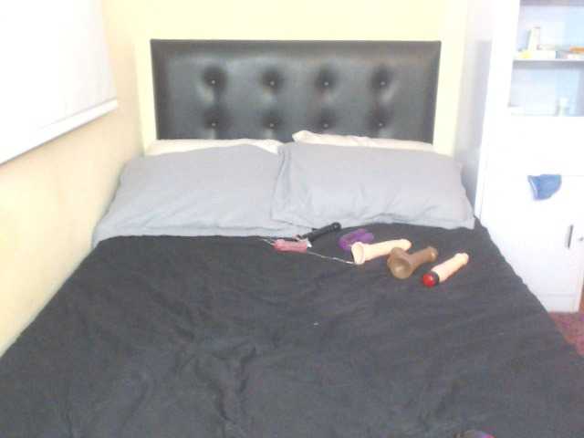 Fényképek Sara-Angie WELCOME TO MY ROOM!!⭐ #new #ebony #pvt #pussy #ass #anal
