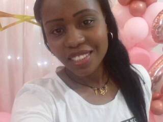 Erotikus videocsevegés Sara72