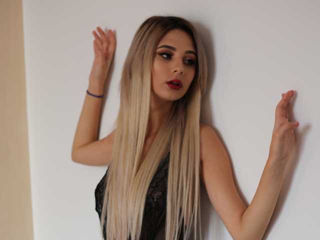 A profil fényképe saraax-1