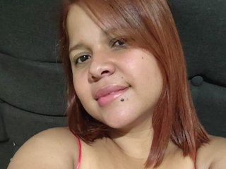 Erotikus videocsevegés SarahMcMiller