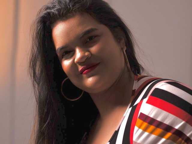 A profil fényképe sarayhorny69