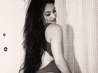 Erotikus videocsevegés sarayzv