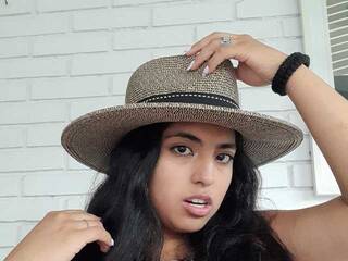 Erotikus videocsevegés SaritaDavis1