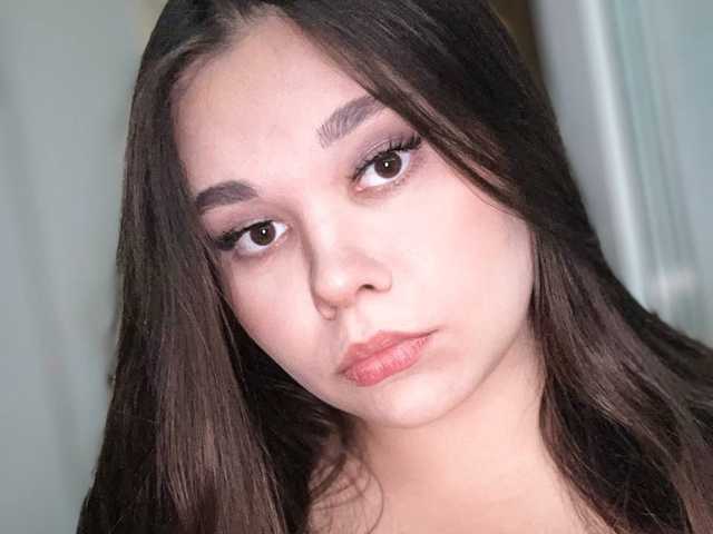 A profil fényképe SashaShowb