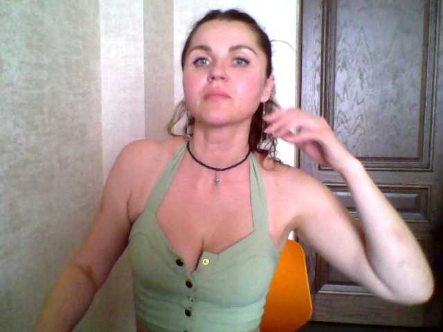 Sugárzási képernyőképek SashaSquirt1