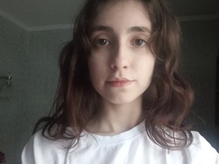 Erotikus videocsevegés SAVY-LOLY