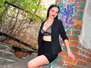 Erotikus videocsevegés SayaDevii