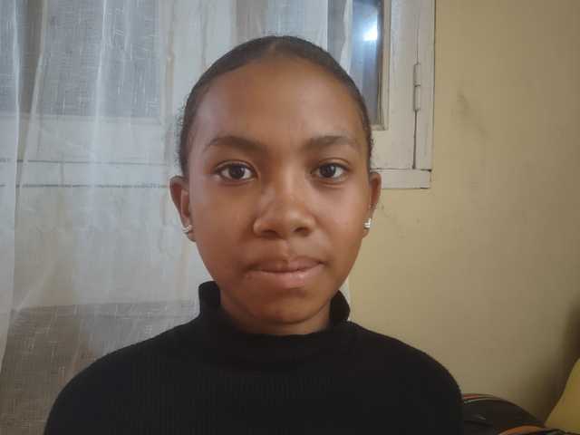 A profil fényképe Sayamimi