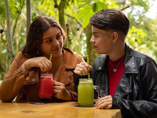 Erotikus videocsevegés scarAndSamantha