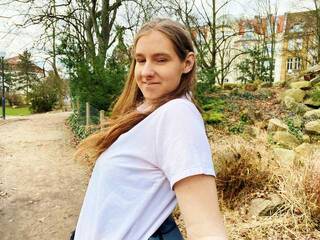 Erotikus videocsevegés ScarletLove02