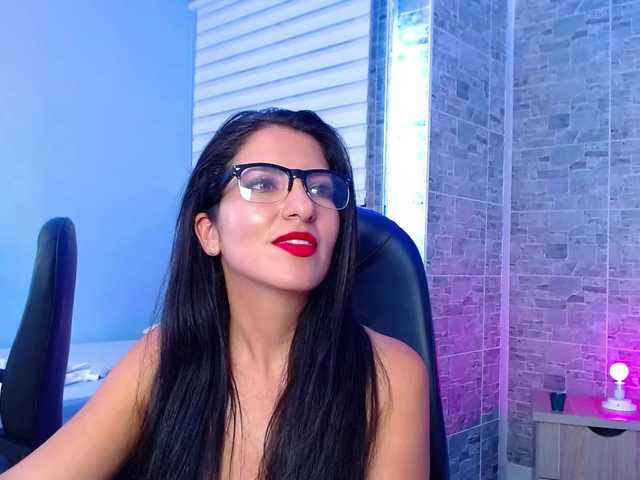 Fényképek ScarletWhite Sexy teacher would like to split her wet pussy, "Make me cum on your cock" /Squirting show AT GOAL, enjoy with me daddy ♥