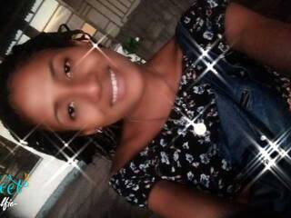 Erotikus videocsevegés selennerosse