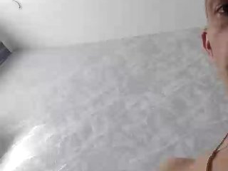 Erotikus videocsevegés Sergananna