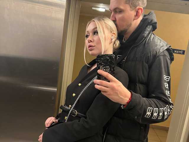 A profil fényképe Hotcouplee23