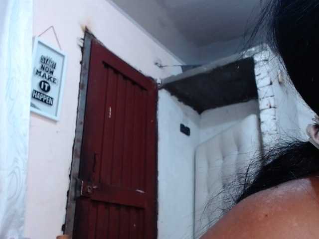 Fényképek sexadiction-1 hello guys come have fun and enjoy my show hot all day#pussy#hairy#squirt#anal#atm#dirty#deepthroat#