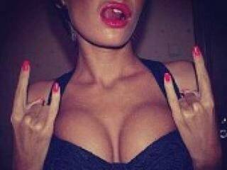 Erotikus videocsevegés sexbarbie