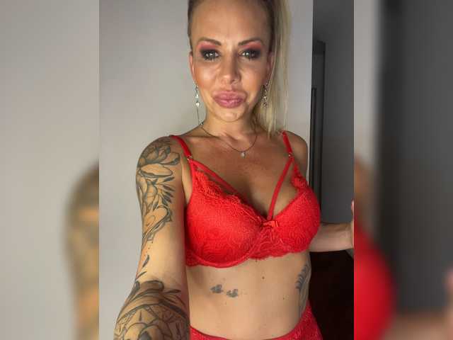 Fényképek Sexbigclit Let’s play oil boobs 100tks I wanna cum with you love