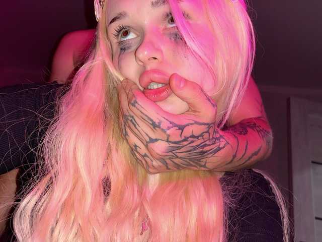 A profil fényképe LuxFap