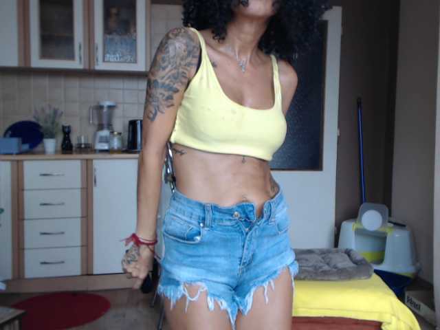 Sugárzási képernyőképek SexiBelle