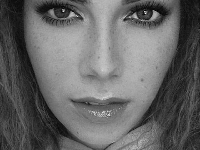 A profil fényképe sexual3angle