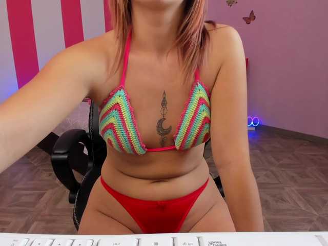 Fényképek Sexybigbutt19 Hello boys . Lets make this day crazy. Naked at 999 single tip !!!