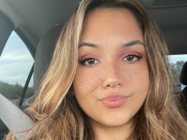 A profil fényképe sexybigtitsss