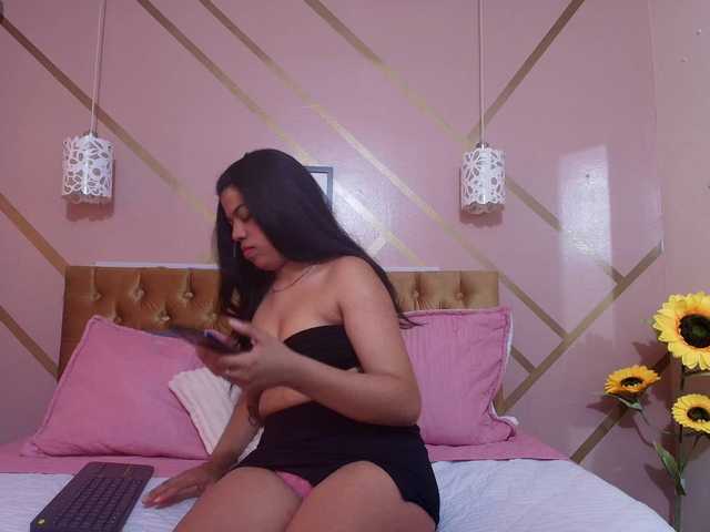 Sugárzási képernyőképek SexyBoomX