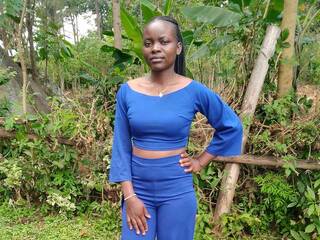 Erotikus videocsevegés Sexybooty15