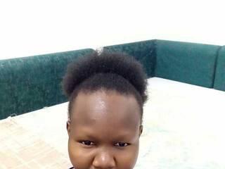 Erotikus videocsevegés sexycreamer