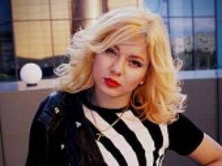 Erotikus videocsevegés sexydezzy