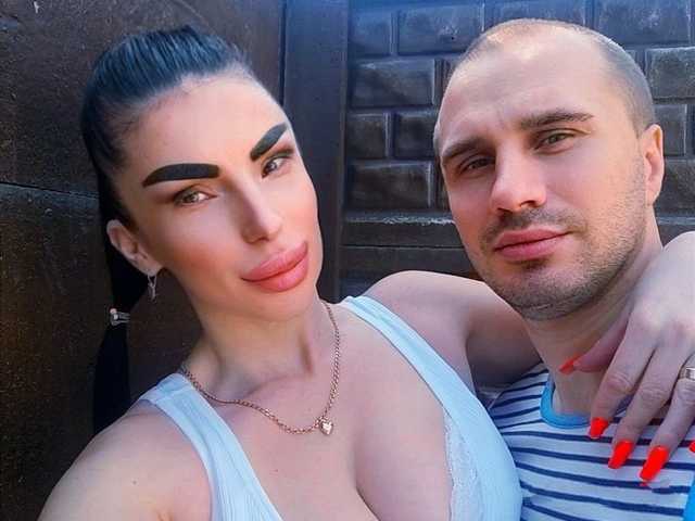 A profil fényképe Sexyfamily-1
