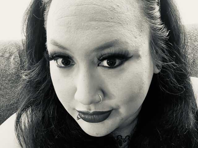 A profil fényképe SexyGothNerd90