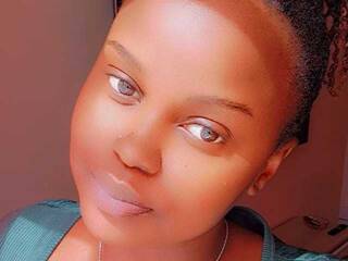 Erotikus videocsevegés Sexylovee01