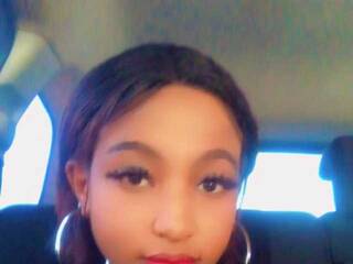 Erotikus videocsevegés sexymehub